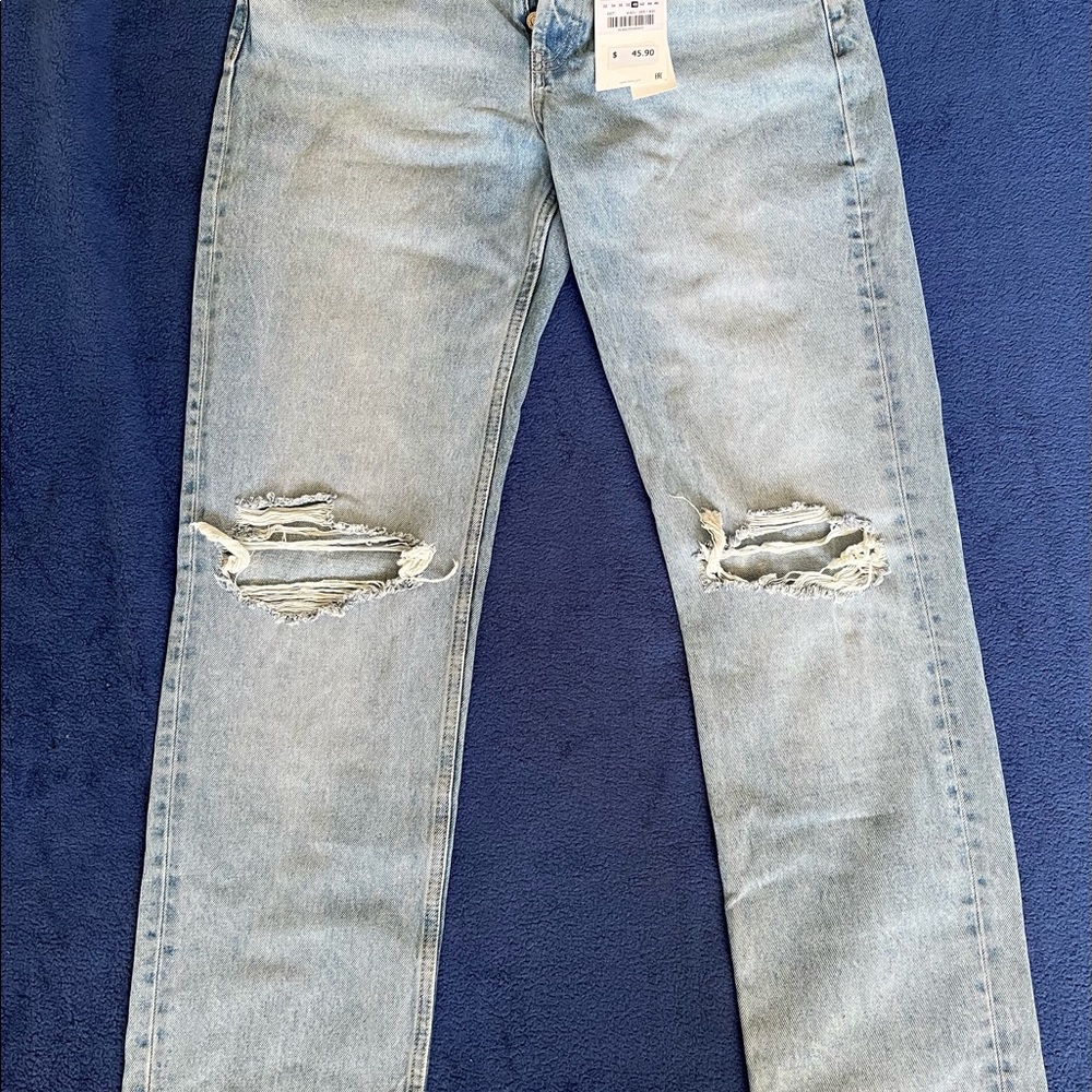 Zara size 8 NWT Mid-Rise Full Length ripped straight button fly jeans